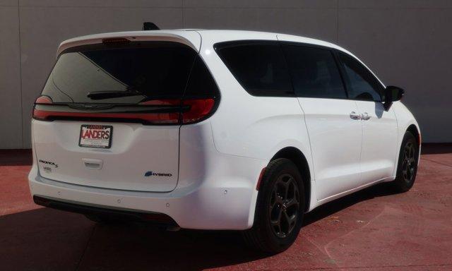 new 2024 Chrysler Pacifica car, priced at $51,969