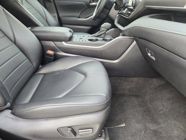 used 2024 Toyota Highlander car, priced at $42,000