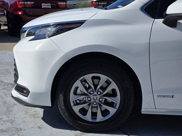 used 2021 Toyota Sienna car, priced at $27,000