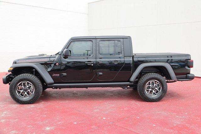 new 2024 Jeep Gladiator car, priced at $44,684