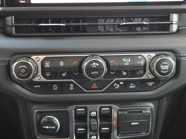new 2025 Jeep Gladiator car, priced at $56,515