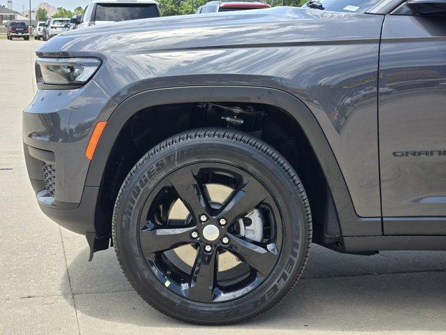 new 2025 Jeep Grand Cherokee L car, priced at $45,212