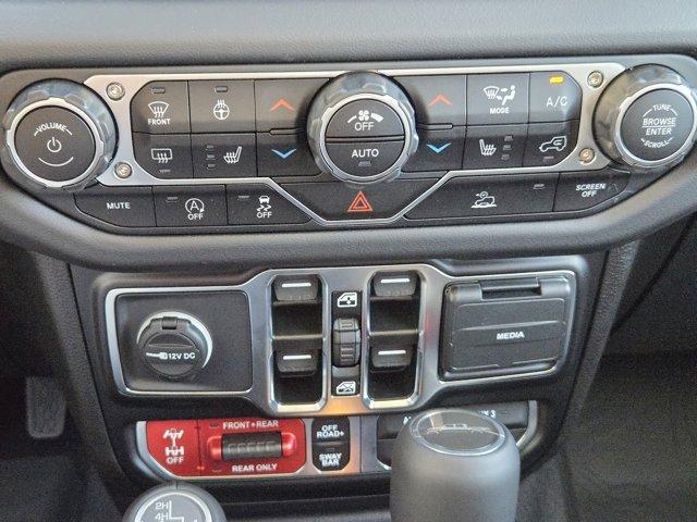 new 2025 Jeep Gladiator car, priced at $52,564