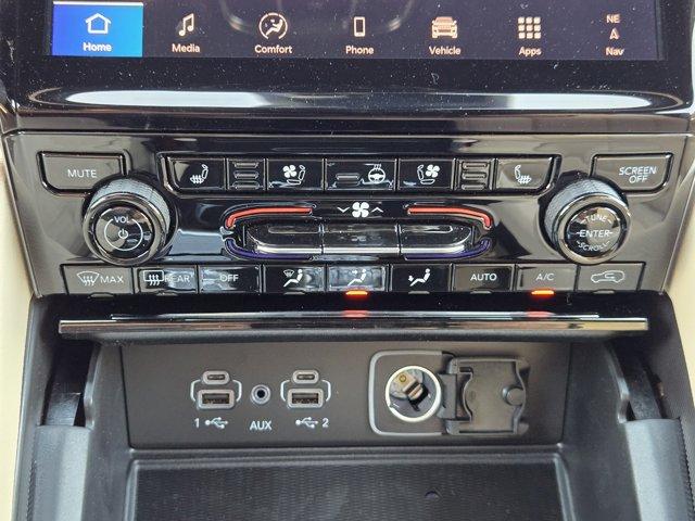 new 2025 Jeep Grand Cherokee L car, priced at $49,538