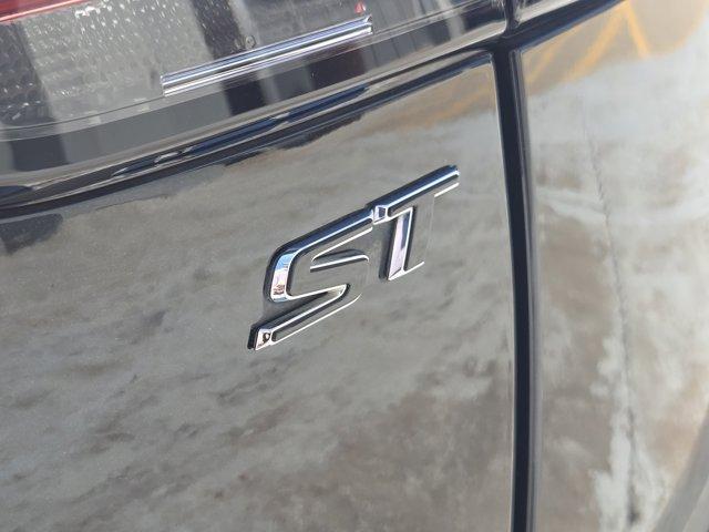 used 2023 Buick Envision car, priced at $24,599