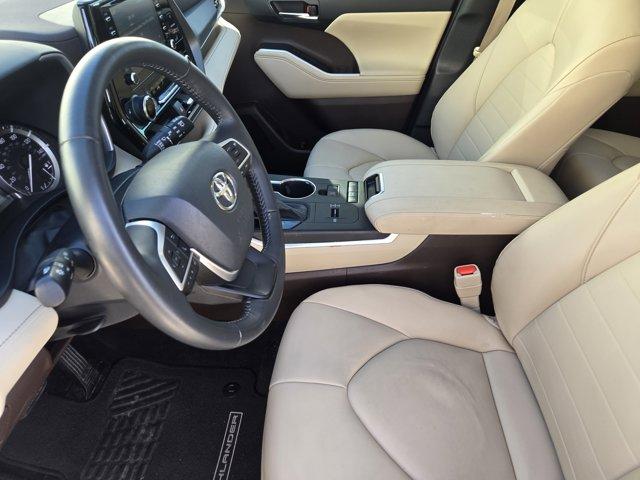 used 2022 Toyota Highlander car, priced at $34,000