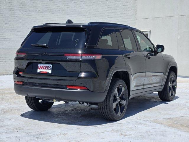 new 2025 Jeep Grand Cherokee car, priced at $47,370