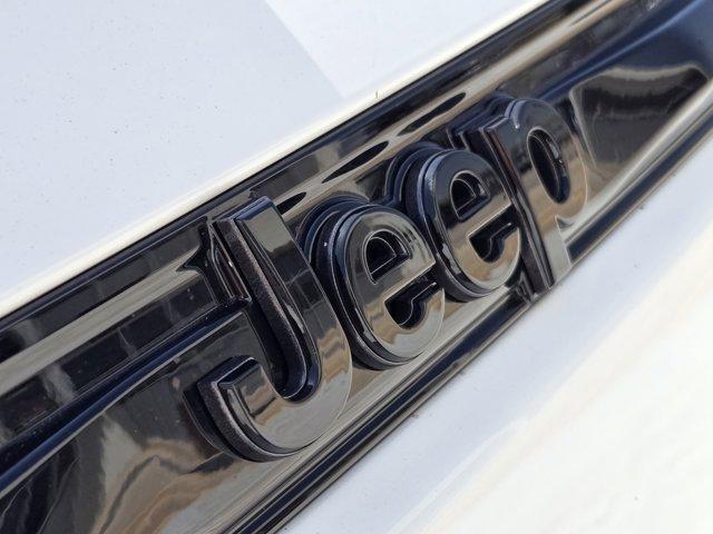 new 2025 Jeep Grand Cherokee car, priced at $47,360