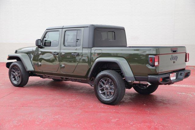 new 2024 Jeep Gladiator car, priced at $41,886