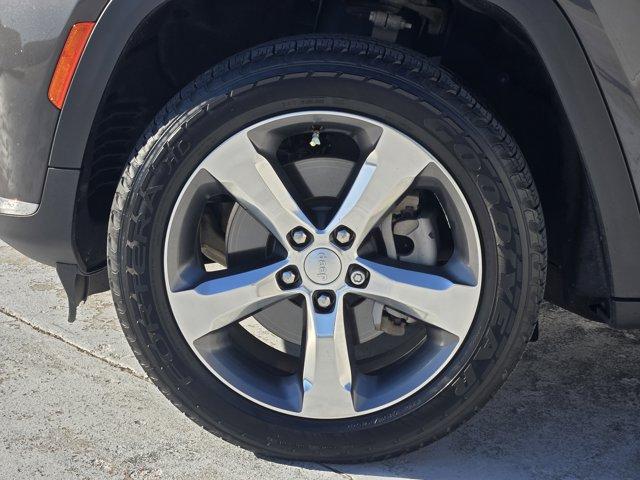 used 2021 Jeep Grand Cherokee L car, priced at $20,599