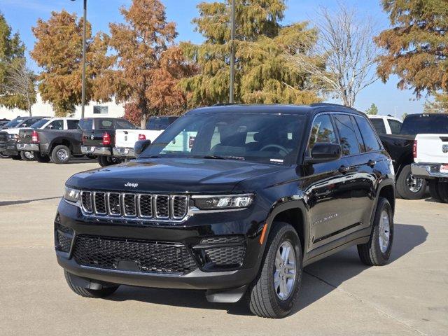 new 2025 Jeep Grand Cherokee car, priced at $34,319