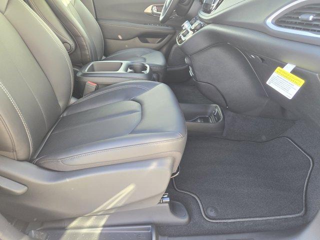 new 2026 Chrysler Pacifica car, priced at $45,610