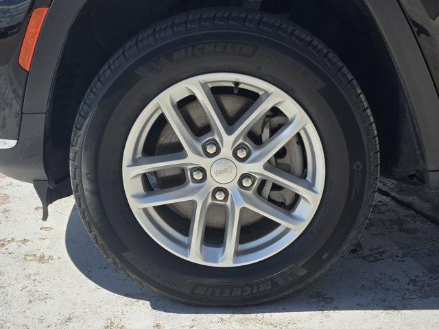 used 2023 Jeep Grand Cherokee L car, priced at $24,000