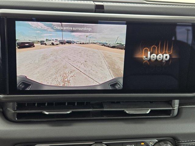 new 2025 Jeep Gladiator car, priced at $48,433
