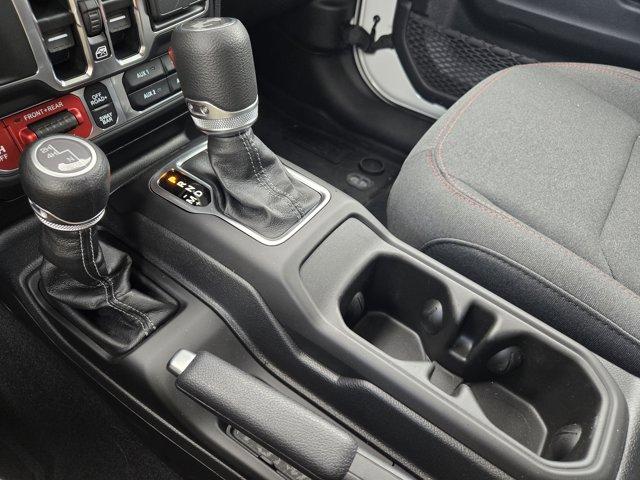 new 2025 Jeep Wrangler car, priced at $48,027