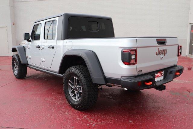 new 2024 Jeep Gladiator car, priced at $55,629