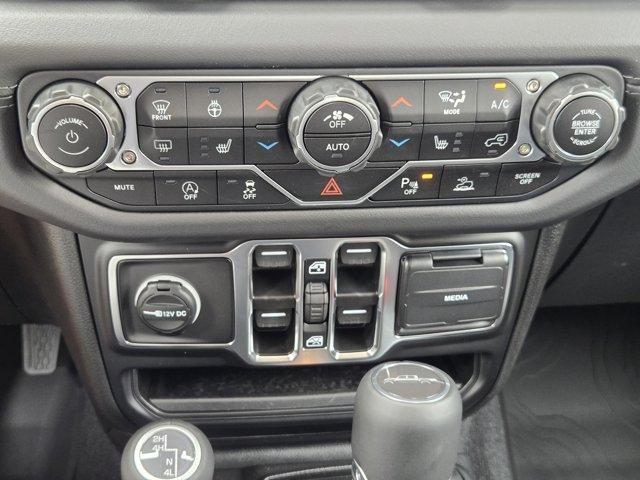 new 2025 Jeep Gladiator car, priced at $47,817