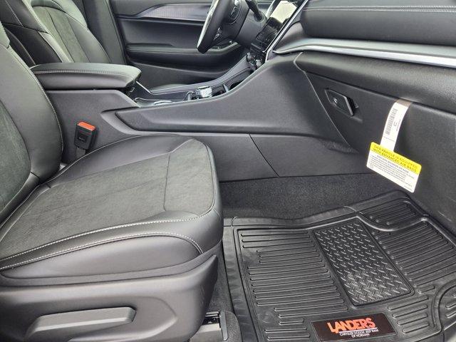 new 2025 Jeep Grand Cherokee L car, priced at $46,712