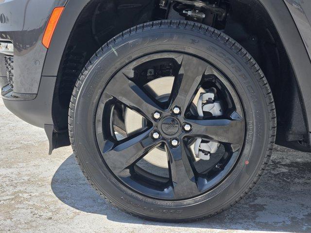 new 2025 Jeep Grand Cherokee L car, priced at $55,707