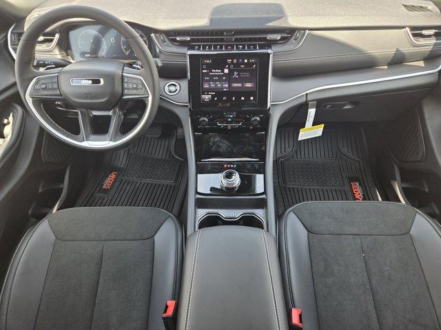 new 2025 Jeep Grand Cherokee car, priced at $46,775