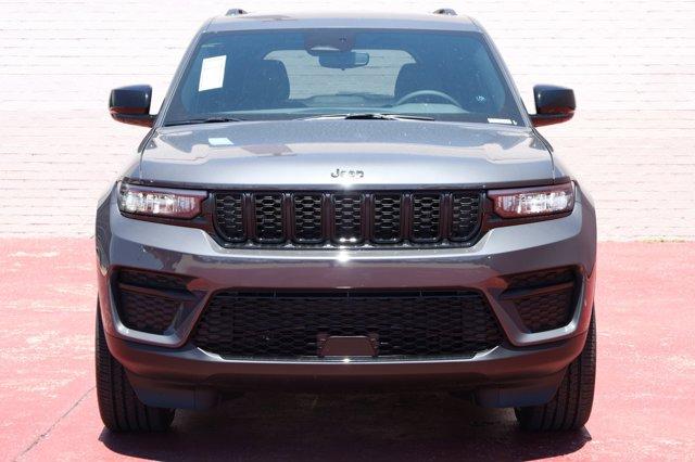 new 2024 Jeep Grand Cherokee car, priced at $42,175