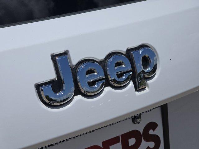 used 2022 Jeep Grand Cherokee WK car, priced at $24,985