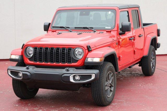 used 2024 Jeep Gladiator car, priced at $39,622