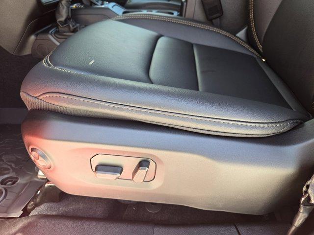 new 2025 Jeep Wrangler car, priced at $49,565