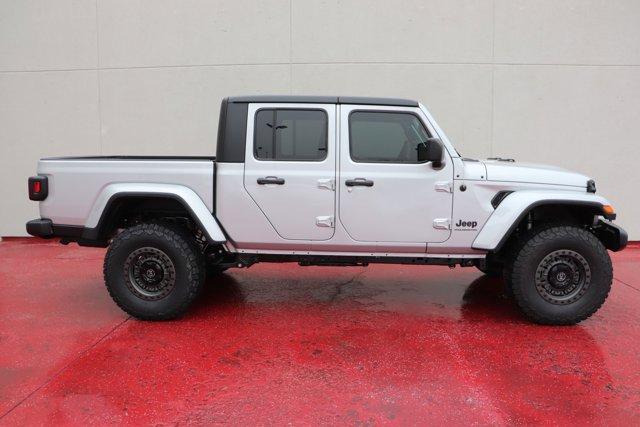 new 2023 Jeep Gladiator car, priced at $55,500