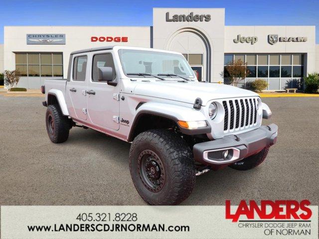 new 2023 Jeep Gladiator car, priced at $55,500