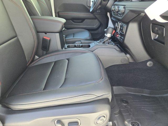 new 2025 Jeep Gladiator car, priced at $54,298