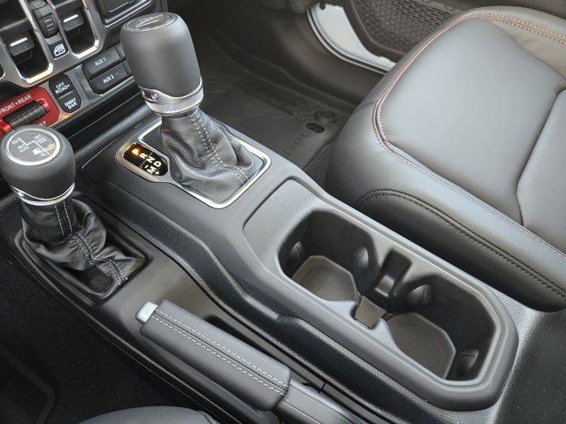 new 2025 Jeep Gladiator car, priced at $54,298