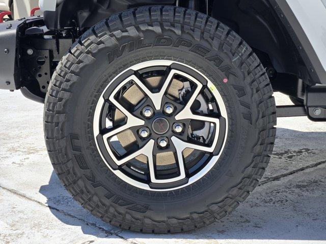 new 2025 Jeep Gladiator car, priced at $54,298