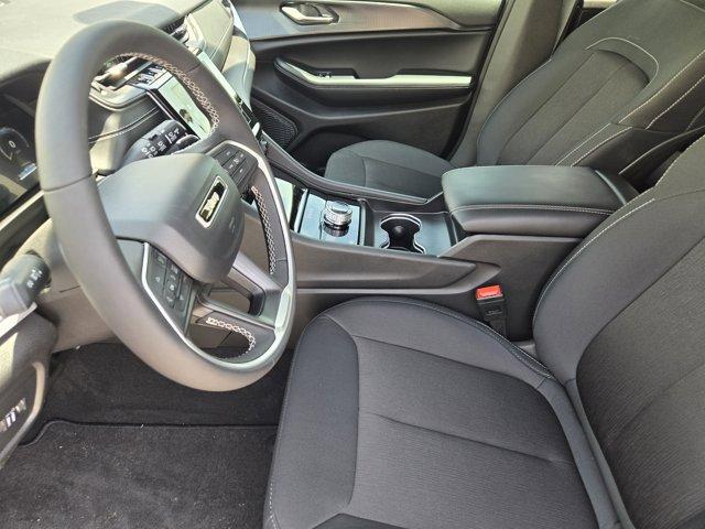 used 2025 Jeep Grand Cherokee car, priced at $39,985