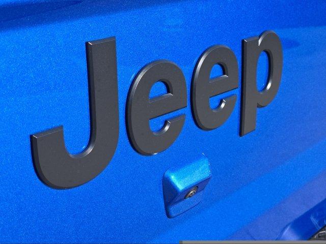 new 2025 Jeep Gladiator car, priced at $42,284