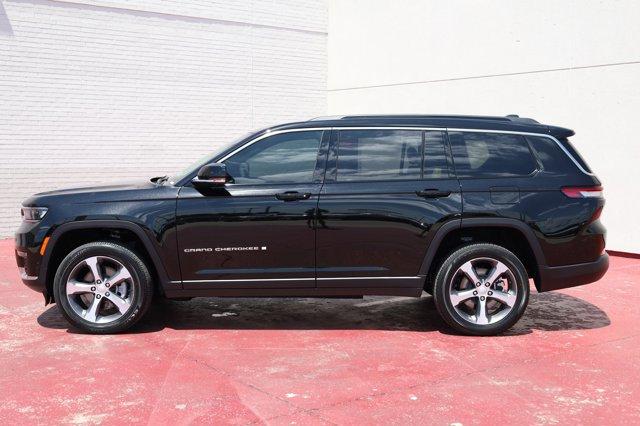 new 2024 Jeep Grand Cherokee L car, priced at $52,359