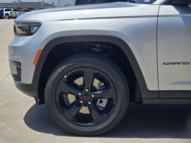 new 2025 Jeep Grand Cherokee L car, priced at $43,712