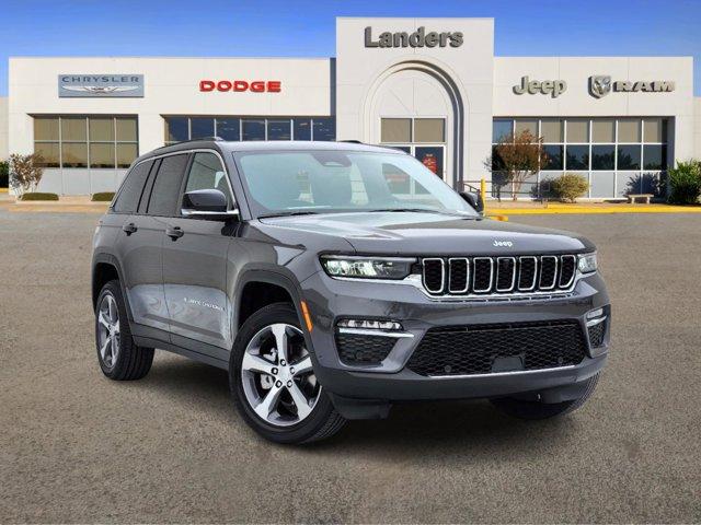 new 2025 Jeep Grand Cherokee car, priced at $49,157
