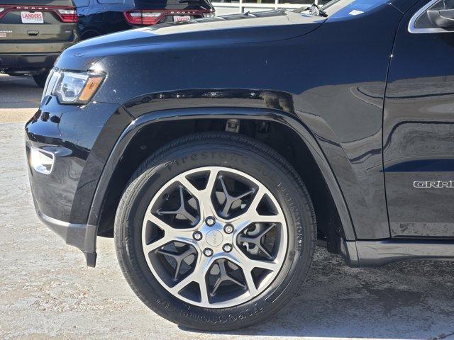 used 2018 Jeep Grand Cherokee car, priced at $18,000