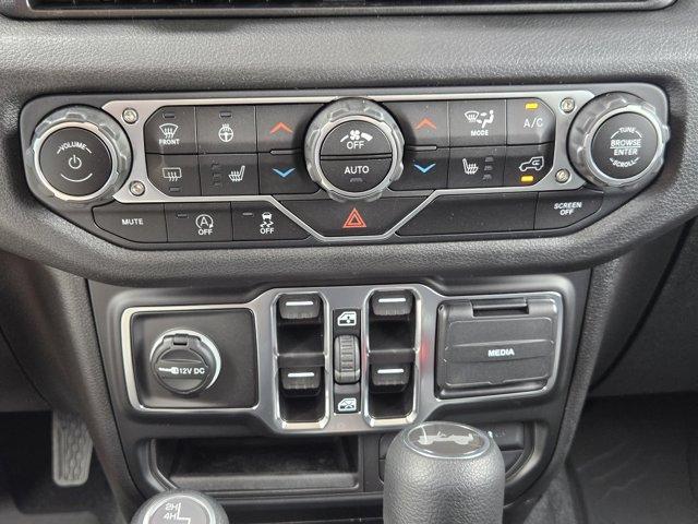new 2025 Jeep Wrangler car, priced at $51,636