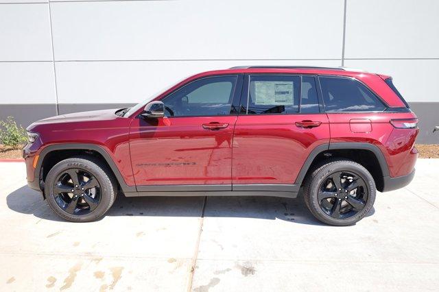 new 2024 Jeep Grand Cherokee car, priced at $46,074