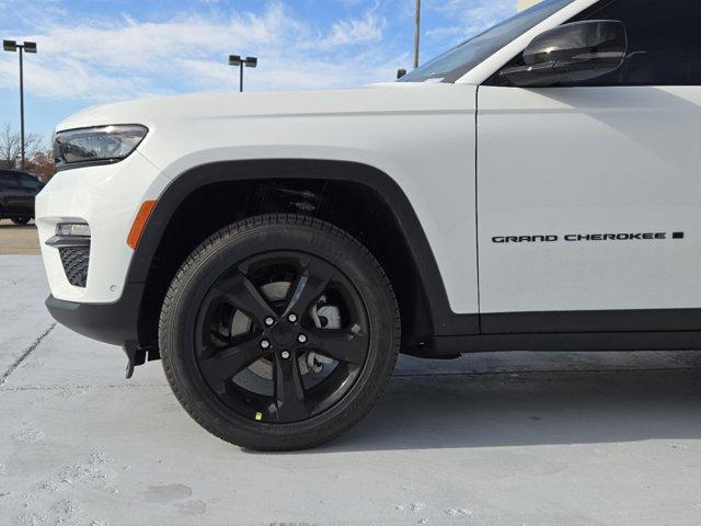 new 2025 Jeep Grand Cherokee car, priced at $50,259