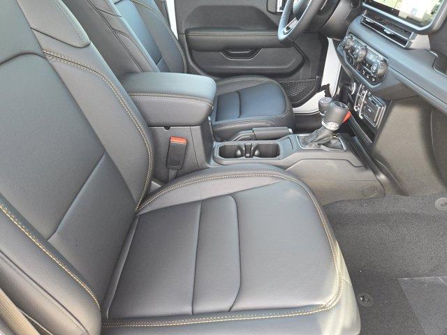 new 2025 Jeep Gladiator car, priced at $49,322