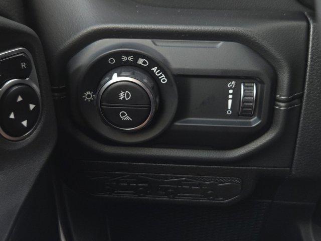 new 2025 Jeep Gladiator car, priced at $49,322