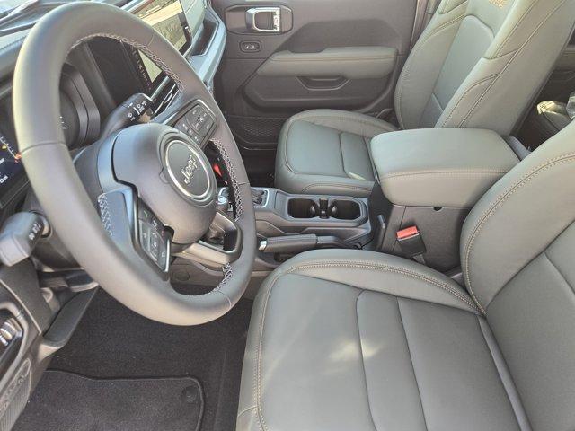 new 2025 Jeep Gladiator car