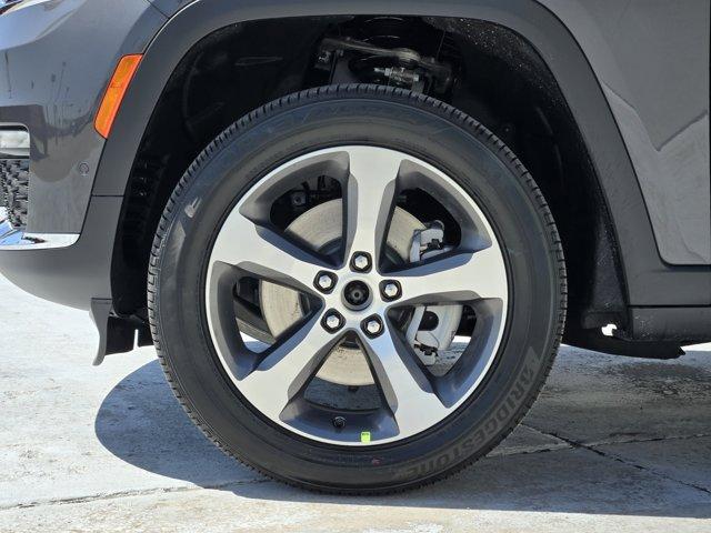 new 2025 Jeep Grand Cherokee L car, priced at $50,962