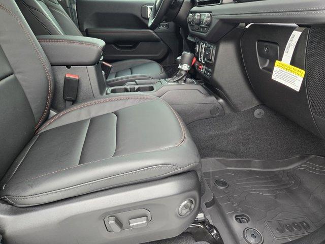 new 2025 Jeep Gladiator car, priced at $55,450