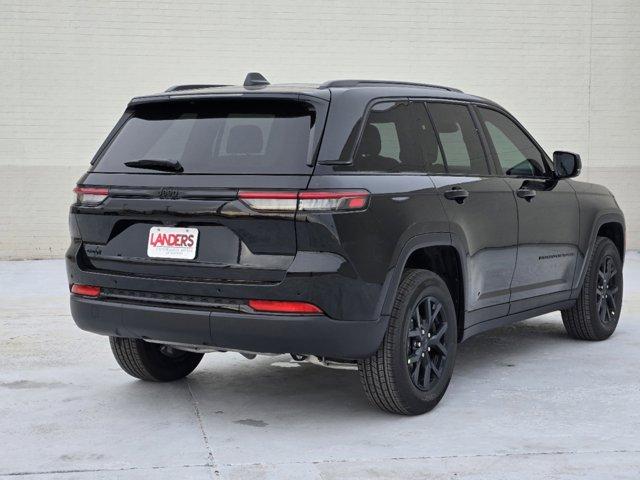 new 2025 Jeep Grand Cherokee car, priced at $43,126