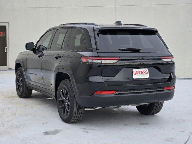 new 2025 Jeep Grand Cherokee car, priced at $43,126