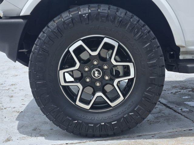 used 2023 Ford Bronco car, priced at $45,642